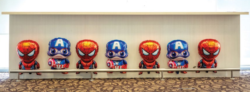 Image of superheroes balloons